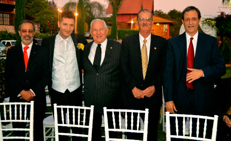Rayan Dagher, Roberto Micheletti, Lionel Adolfo Sevilla, Mauricio Villeda en la boda de la presentadora de televisión Stefany René Galeano y el empresario de la industria del tabaco Rayan Dagher El-Najar de origen Libanés.