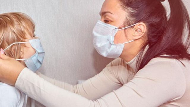 Con mascarillas y en casa se celebrará el Día de las Madres