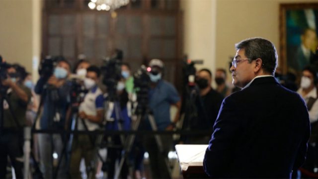Honduras reacciona por acusaciones de narcotráfico contra el presidente Juan Orlando Hernández