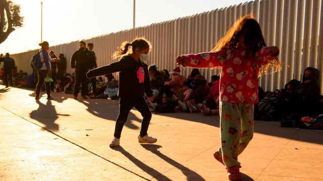 Se duplica la llegada de menores no acompañados a la frontera de EE.UU.