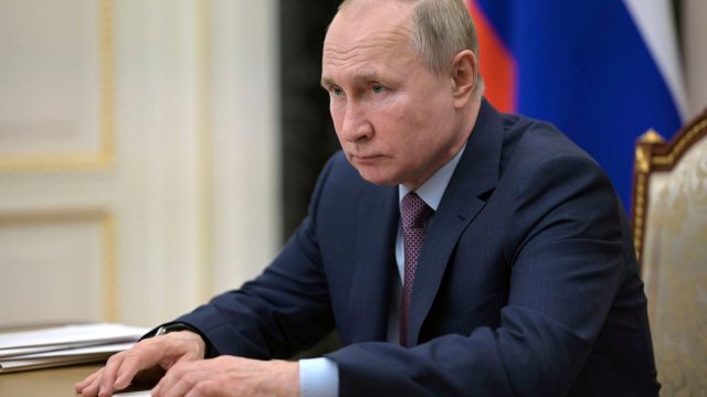 Rusia expulsa a diez empleados de la embajada de EE.UU. en Moscú