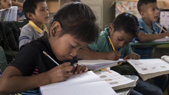 Advierten que próximo gobierno deberá tomar medidas extraordinarias en educación