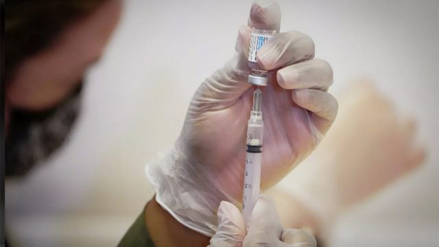 Expertos piden replantear estrategias para afrontar nuevas variantes del coronavirus