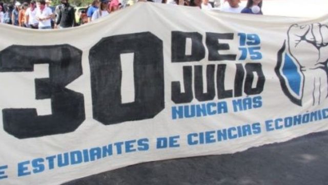 Salvadoreños realizan Paro Nacional en rechazo al Gobierno