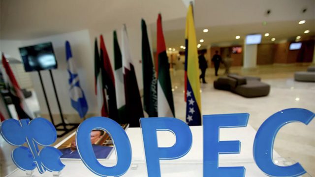 La OPEP+ extiende el acuerdo de recorte petrolero hasta fines de 2022