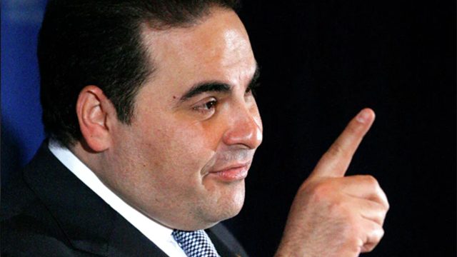 Expresidente salvadoreño Saca confirma pago de sobresueldos a funcionarios y políticos