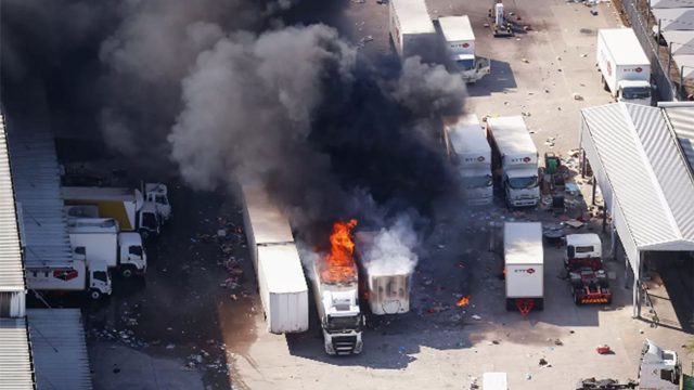 Los disturbios y saqueos continúan en Sudáfrica por séptimo día consecutivo