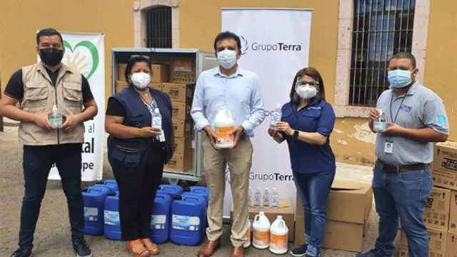 Grupo Terra continúa fortaleciendo a centros de triaje y hospitales en el país
