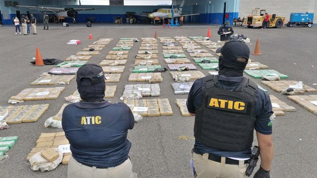 Alcalde de Roatán queda en prisión por delitos de narcotráfico; comparecerá el jueves