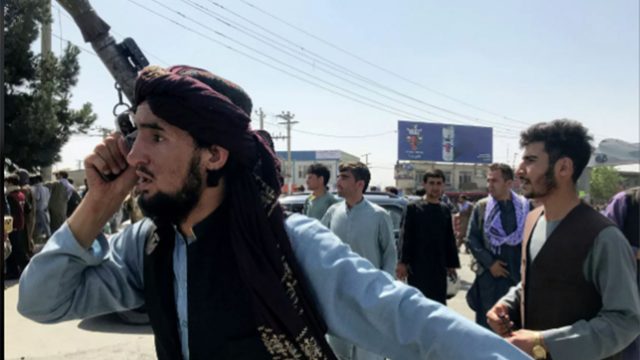 Los talibanes aseguran que Afganistán tendrá una nueva Constitución