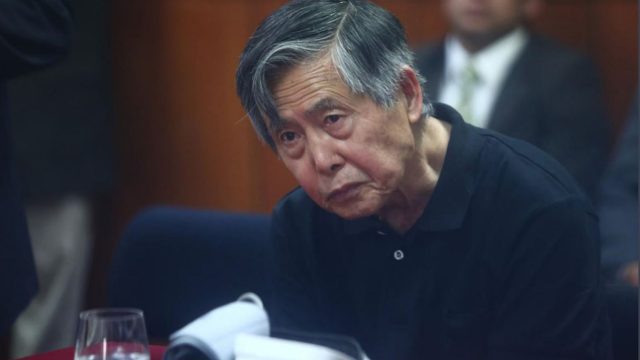 Ministro peruano asegura que se está evaluando traslado de prisión para expresidente Fujimori