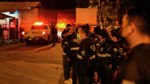 Hallan a cuatro presos muertos en cárcel de ciudad ecuatoriana de Guayaquil