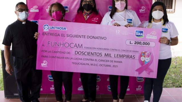 Por 12 años, Sula y Funhocam caminando juntos contra el cáncer de mama