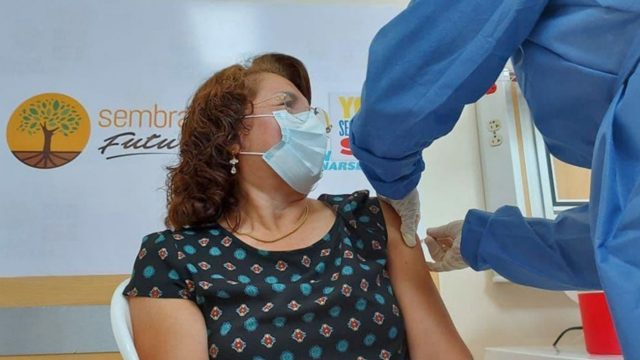 Ecuador establece vacunación obligatoria contra el coronavirus