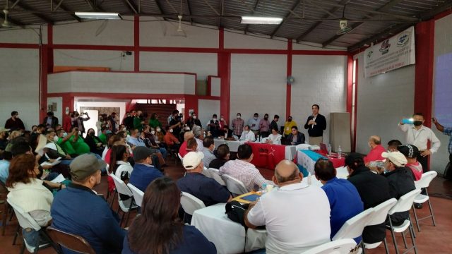 Piden al gobierno entrante derogar el empleo por hora y eliminar juntas interventoras