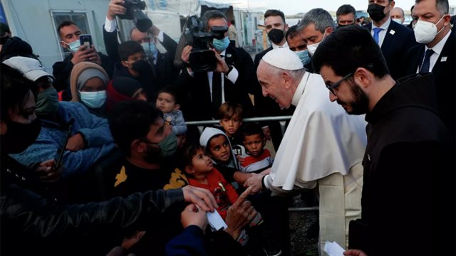 El papa Francisco subraya que la migración es un problema que afecta a todos