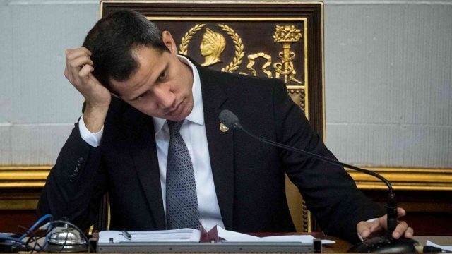 Comisión de Transición no permitirá que Guaidó acuda a asunción de Castro