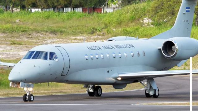 Gobierno pone en venta avión presidencial como medida de austeridad