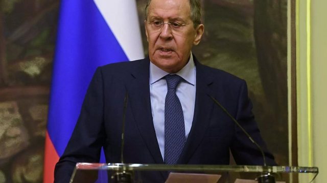 Rusia, preocupada por la negativa de Kiev a entablar el diálogo con las repúblicas de Donbás