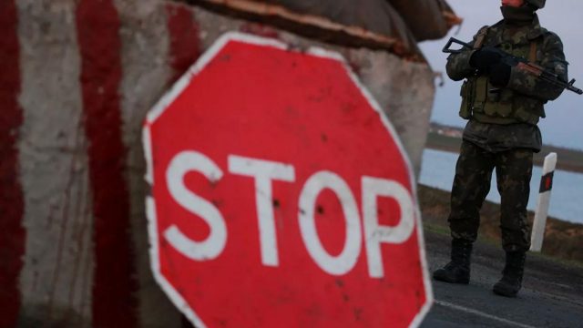 Reportan que los guardias ucranianos están abandonando la frontera con Rusia por escalada