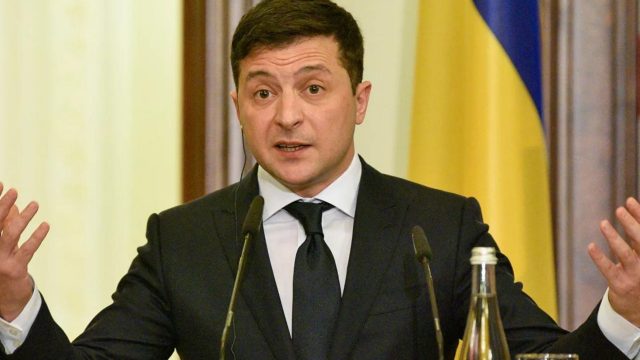 Un experto sostiene que Occidente quiere cambiar a Zelenski por un líder más audaz