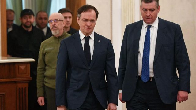 Minsk, dispuesto a participar en negociaciones entre Rusia y Ucrania