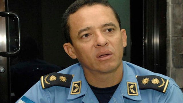 La justicia absuelve al comisionado de Policía Leonel Sauceda por presunto lavado de dinero