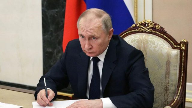 Putin: Occidente no logró ‘guerra económica relámpago’ contra Rusia