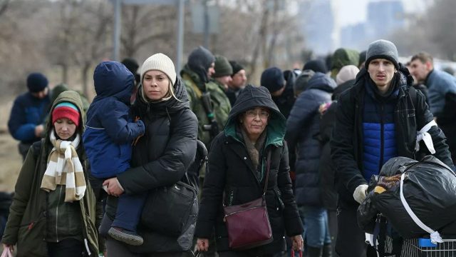 La Cruz Roja debate con Rusia aumentar asistencia a los refugiados ucranianos