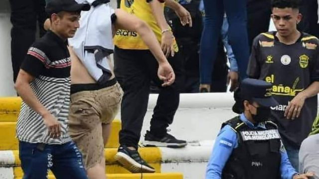 En enfrentamiento muere supuesto agresor de policía, DD.HH. pide esclarecer el hecho