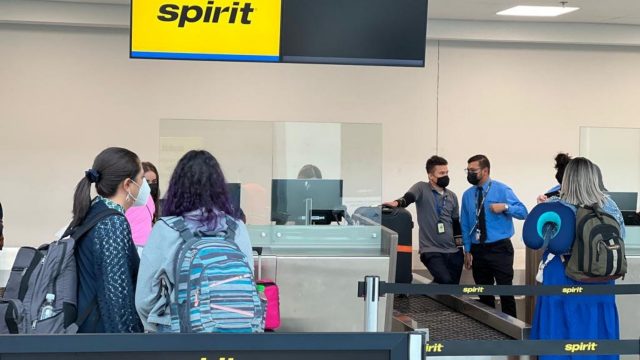 Palmerola atiende 18 operaciones y más de dos mil 500 personas este lunes