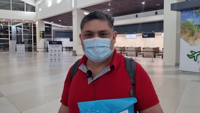 Nicaragüense viaja 18 horas para volar desde Palmerola por bajos precios