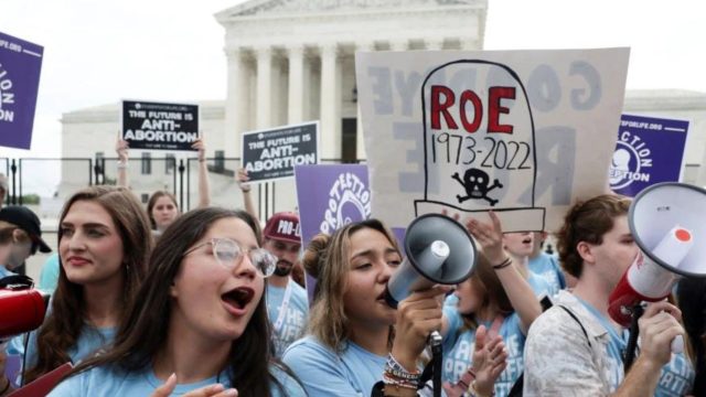 EEUU: Corte Suprema anula protección al aborto; los estados pueden prohibirlo