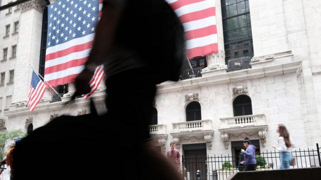 Informan que la economía de Estados Unidos ya entró en recesión técnica