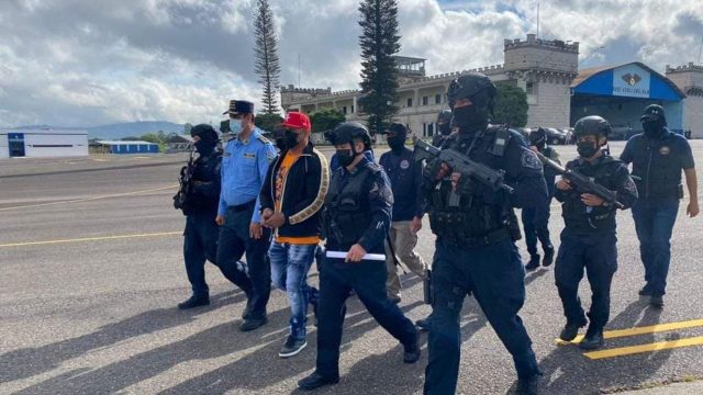 EEUU celebra extradición de El señor de los cielos desde Honduras
