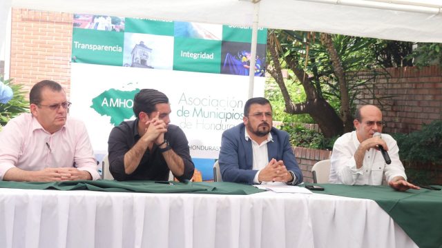 Ejecutivo habilita 200 millones de lempiras a la Amhon para atender emergencias
