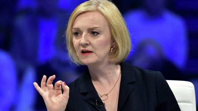 La primera ministra británica, Liz Truss, anuncia su dimisión a su cargo