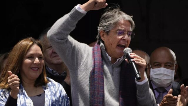 Lasso promete recurrir a ‘muerte cruzada’ si se aprueba juicio político en su contra