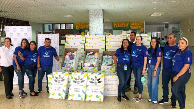 Lacthosa entrega 200 cajitas de nena en hospitales de Tegucigalpa y San Pedro Sula