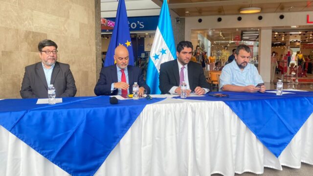 Inicia una nueva era de servicios públicos en el país a través de los Puntos RNP