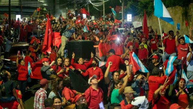 Movilización de apoyo a la presidenta Xiomara Castro es coordinada por 12 comisiones