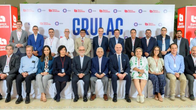 Bancos latinoamericanos reafirman su compromiso con la educación e inclusión financiera