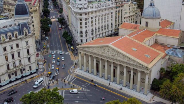La Iglesia católica deja de estar financiada por el Estado argentino