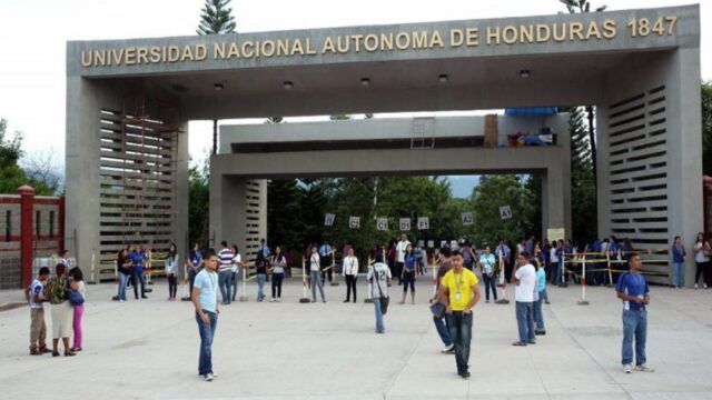 UNAH anuncia que eliminará prueba matemática para quienes quieran estudiar ingeniería