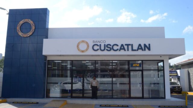Apertura de nueva agencia Cuscatlán en el bulevar Morazán