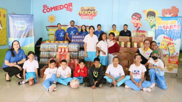Lacthosa entrega más de cinco mil meriendas escolares al comedor infantil de la escuela 21 de Octubre de Tegucigalpa