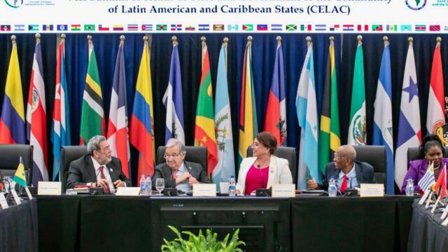 La mandataria Xiomara Castro presenta propuestas durante la cumbre de la CELAC