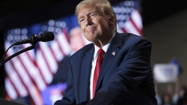 Unánime decisión de la Corte Suprema allana el camino de Trump para las presidenciales