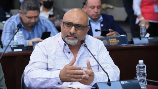 Titular de Transporte se apega a amnistía para obtener sobreseimiento por presunta corrupción