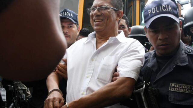 Fiscalía solicita privación de bienes de origen ilícito del exoficial Jorge Barralaga